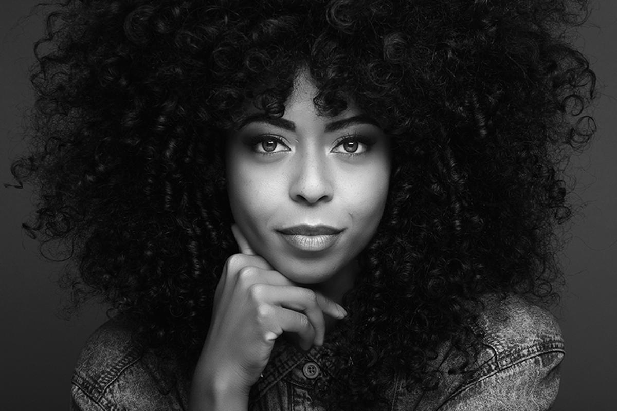 gorgeous woman bright eyes